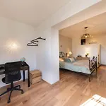 Deluxe Room With Garden Pool And Sea View